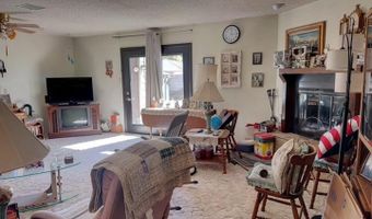 1921 Villa Dr, Artesia, NM 88210