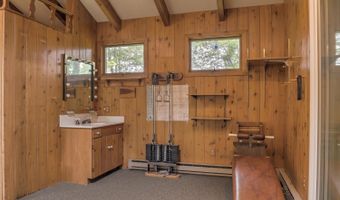 23 Meetinghouse Rd, Brattleboro, VT 05301