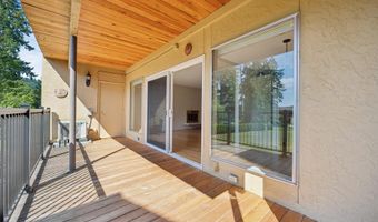 1400 SE LAVA Dr 6, Milwaukie, OR 97222