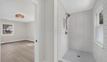 117 PINECREST Dr, Annapolis, MD 21403