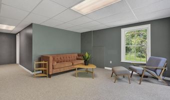 33 Taywood Rd, Auburn, ME 04210