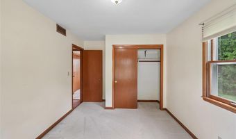 2818 Eisenhower Ave, Ames, IA 50010