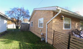 325 N Yorkshire, Austintown, OH 44515