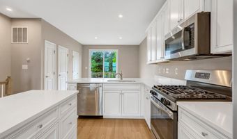 43406 OLD RYAN Rd, Ashburn, VA 20148