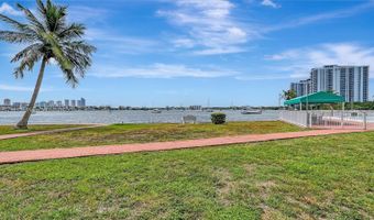 2905 Point East Dr L514, Aventura, FL 33160