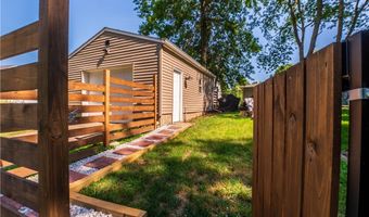2730 Chelsea Dr, Akron, OH 44312