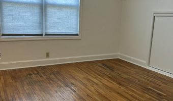 221 N Franklin Ave, Ames, IA 50014