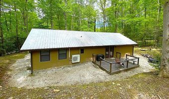 2052 Granny Squirrel Dr, Andrews, NC 28901