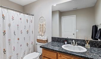 13850 Nightshade Rd, Apple Valley, CA 92307