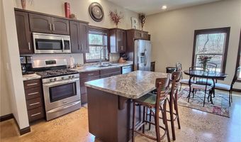 8961 70th St NW, Annandale, MN 55302