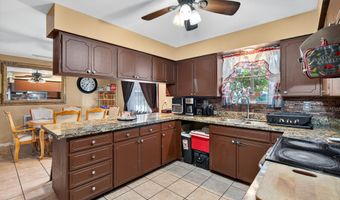 1126 E Laurel Dr, Casa Grande, AZ 85122