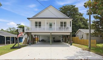 220 Pelican Dr, Atlantic Beach, NC 28512