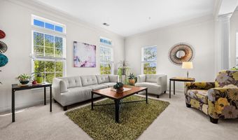 5725 CALLCOTT Way P, Alexandria, VA 22312