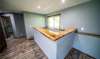 426 Creek Ave, Delano, MN 55328