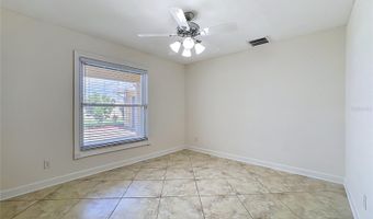 6517 SOLITAIRE PALM Way, Apollo Beach, FL 33572