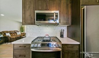 2214 N Constantine Ave, Boise, ID 83704
