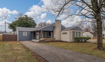 430 W College St, Aurora, MO 65605