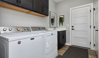 1532 Marina Cove Dr, Polk City, IA 50226