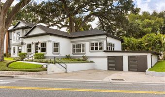 808 EDGEWATER Dr, Orlando, FL 32804