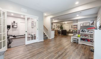 4 Maple Grove Way, Athens, OH 45701