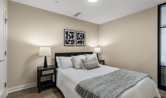 37 L St SE 803, Washington, DC 20003