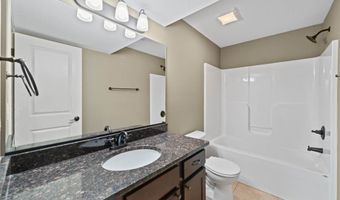 316 34th St SE, Altoona, IA 50009