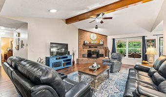 1 Rockford Ln, Bella Vista, AR 72715