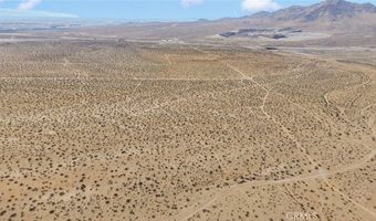 1111 Los Padres Rd, Apple Valley, CA 92307