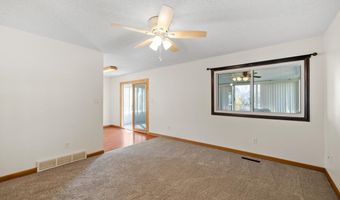 5119 KING ARTHUR Way, Cheyenne, WY 82009