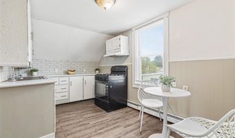 27 Dean Ave, Johnston, RI 02919