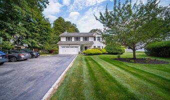 28 Haskell Ave, Airmont, NY 10901
