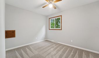 27 CARIBOU Ct, Appleton, WI 54911