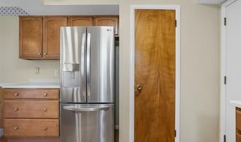 517 S Scott St, Adrian, MI 49221