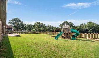 3309 Golf Course Dr, Alma, AR 72921