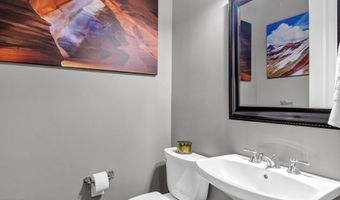 4303 S OREGON Ct, Chandler, AZ 85248