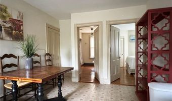 18 Barney St Barney Ct, Newport, RI 02840