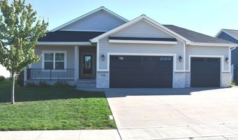726 35th St SW, Altoona, IA 50009