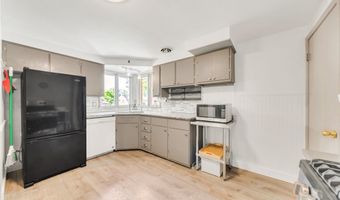 36 Lennox Ave, Amherst, NY 14226