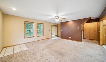 768 E Main St, Adair, OK 74330