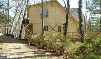 51 FORREST St, Basye, VA 22810