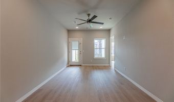 1601 SW Casuarina Dr 1, Bentonville, AR 72712