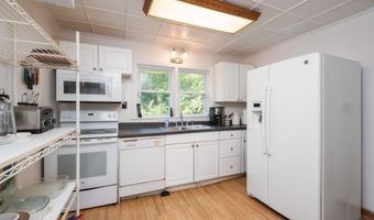 299 SUNRISE Dr, Afton, VA 22920