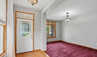 803 NE Rosewood Ln, Ankeny, IA 50021