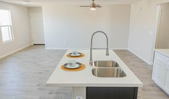 9494 W Tinajas Dr, Arizona City, AZ 85123