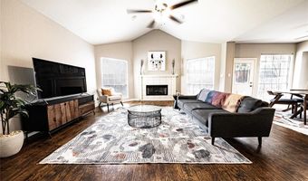 3792 Waterside Ct, Addison, TX 75001