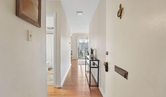 991 Manor Ln G, Columbus, OH 43221