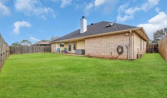 2933 Laurel Cir, Altus, OK 73521