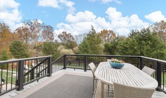 25970 LIQUIDAMBAR Ln, Aldie, VA 20105