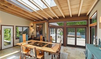160 Ross Hill Rd, Charlestown, RI 02813