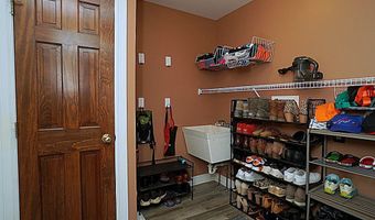 47 Timber Cove Ct, Amherst, NY 14051